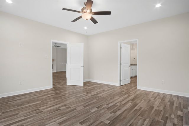 11 River Cliff Drive, Mayflower, AR 72106