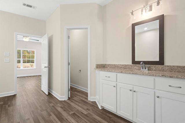 11 River Cliff Drive, Mayflower, AR 72106