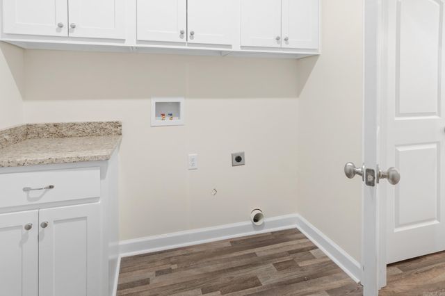 11 River Cliff Drive, Mayflower, AR 72106