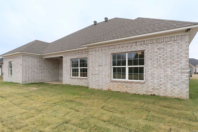 11 River Cliff Drive, Mayflower, AR 72106