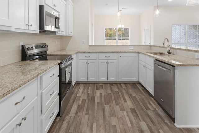 11 River Cliff Drive, Mayflower, AR 72106