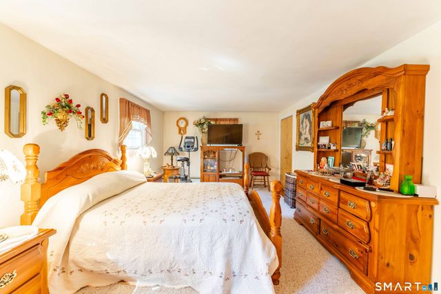 6 Marion Drive, East Lyme, CT 06333