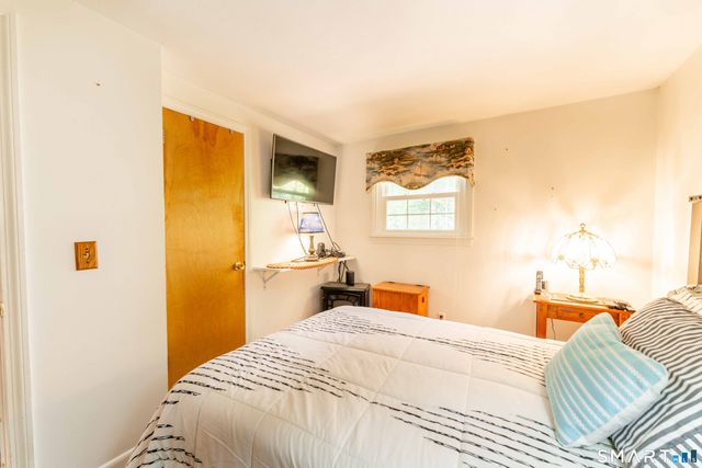 6 Marion Drive, East Lyme, CT 06333