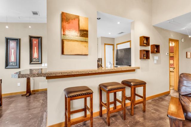 1406 Windsor RD 305, Austin, TX 78703