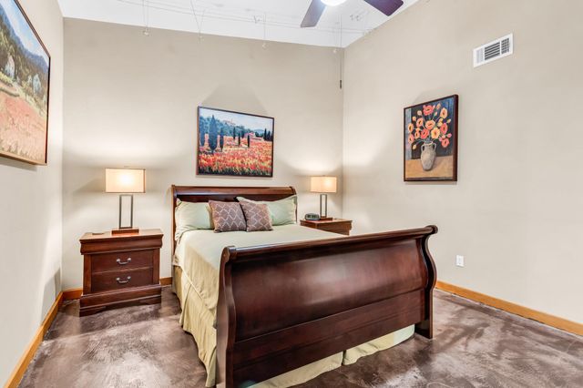 1406 Windsor RD 305, Austin, TX 78703