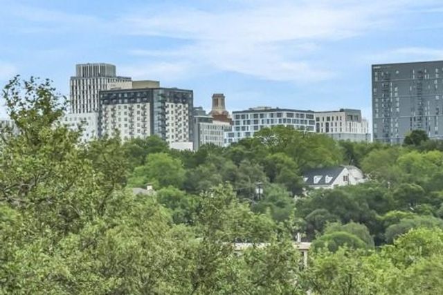 1406 Windsor RD 305, Austin, TX 78703