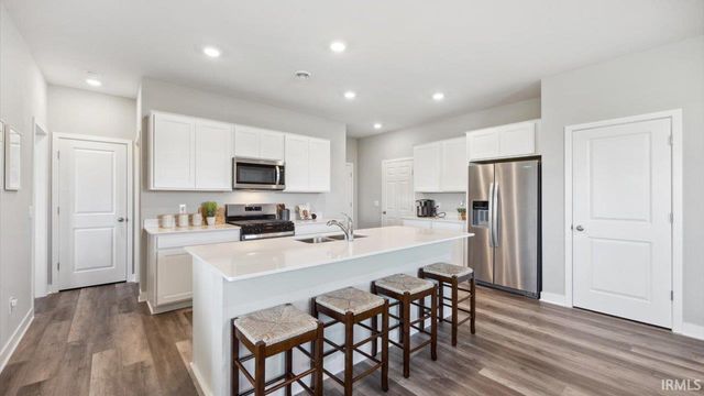 5495 Tranquilo Way, Fort Wayne, IN 46818