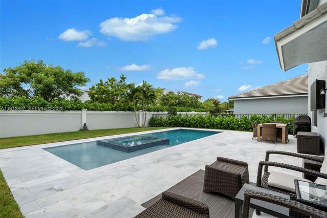 3142 Poinciana Street, Lauderdale Lakes, FL 33311