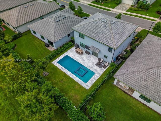 3142 Poinciana Street, Lauderdale Lakes, FL 33311
