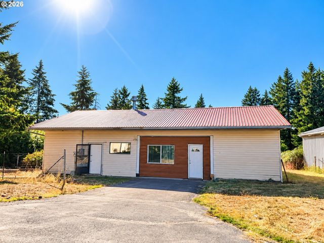 18191 S HOLLY Ln, Oregon City, OR 97045