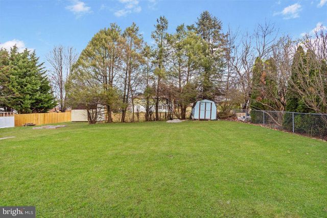150 SHERMAN ST, Hanover, PA 17331