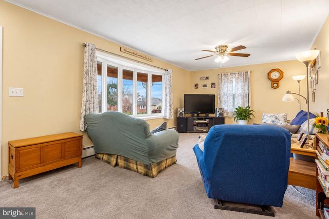 150 SHERMAN ST, Hanover, PA 17331