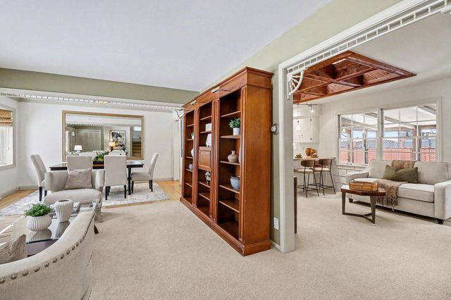 2205 Runnymede Boulevard, Ann Arbor, MI 48103