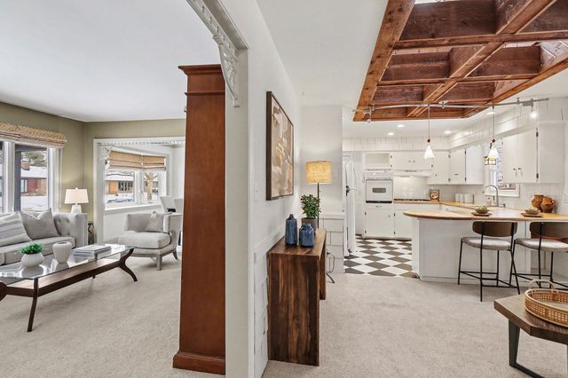 2205 Runnymede Boulevard, Ann Arbor, MI 48103