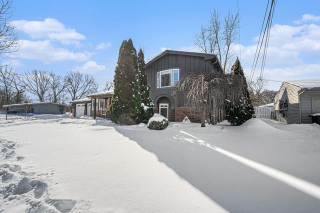 2205 Runnymede Boulevard, Ann Arbor, MI 48103