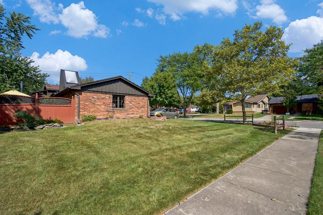 2205 Runnymede Boulevard, Ann Arbor, MI 48103