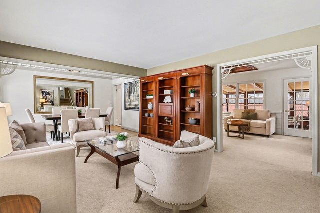 2205 Runnymede Boulevard, Ann Arbor, MI 48103