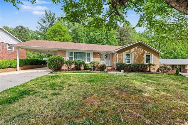 3621 Sawyer Drive, Winston-salem, NC 27105