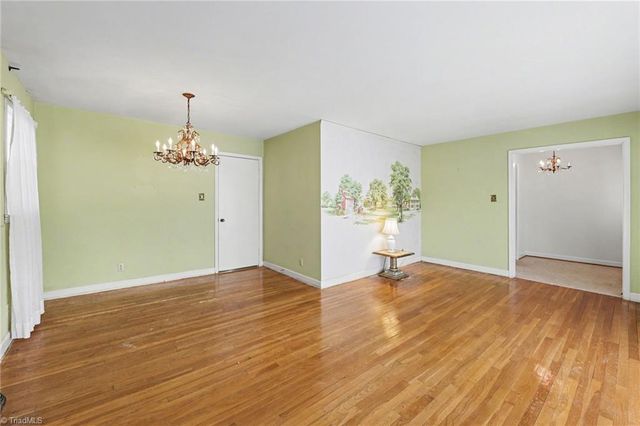 3621 Sawyer Drive, Winston-salem, NC 27105
