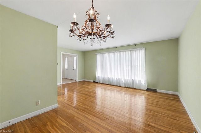 3621 Sawyer Drive, Winston-salem, NC 27105