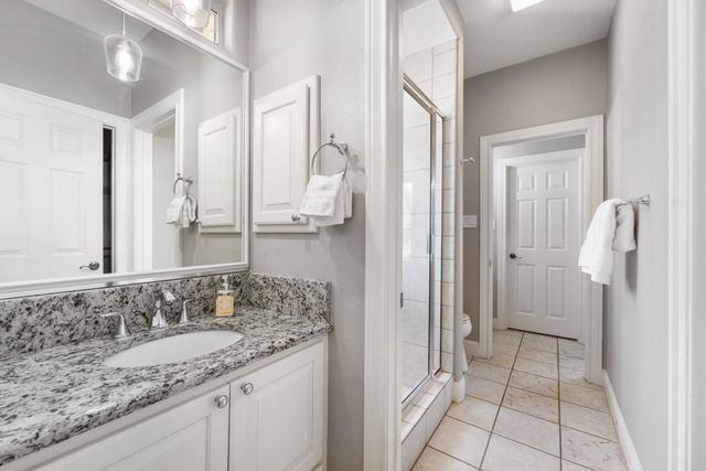 932 Vanguard ST, Lakeway, TX 78734