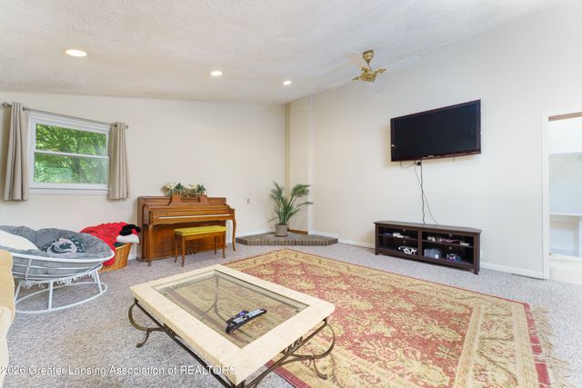 2162 Kent Street, Okemos, MI 48864