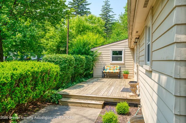 2162 Kent Street, Okemos, MI 48864