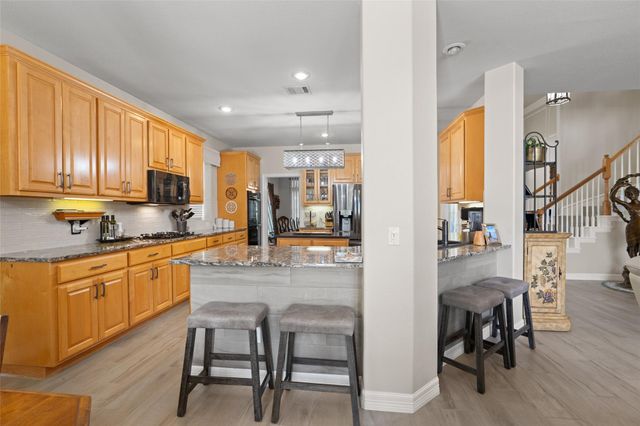 9500 CORBE DR, Austin, TX 78726