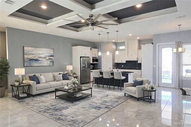 806 W Seminole Avenue, Pharr, TX 78577