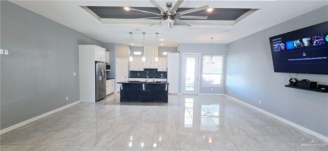 806 W Seminole Avenue, Pharr, TX 78577