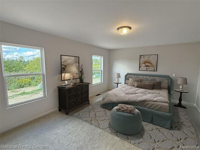 360 Devonshire Drive 32, Lapeer, MI 48446