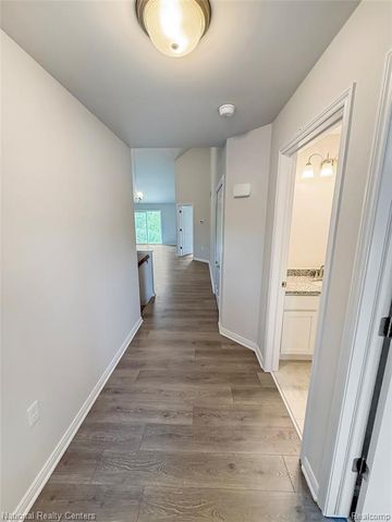 360 Devonshire Drive 32, Lapeer, MI 48446