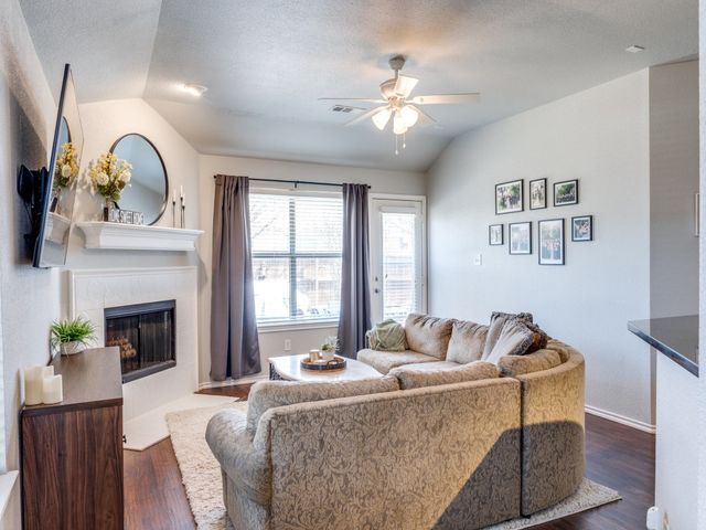 3532 Crisoforo Drive, Denton, TX 76207