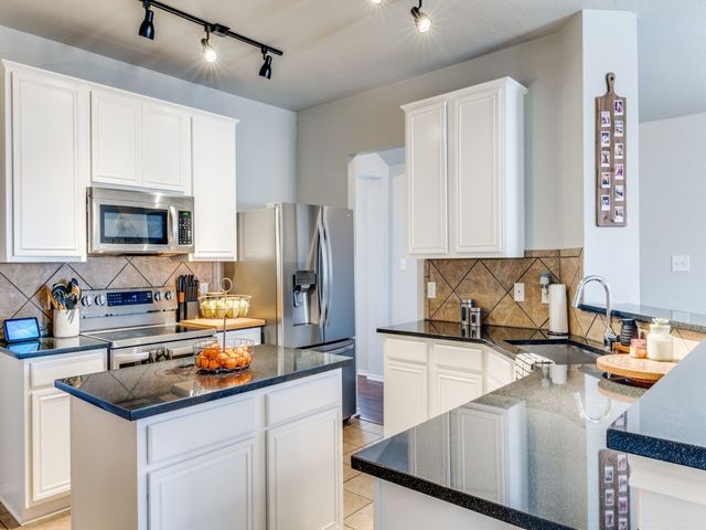 3532 Crisoforo Drive, Denton, TX 76207