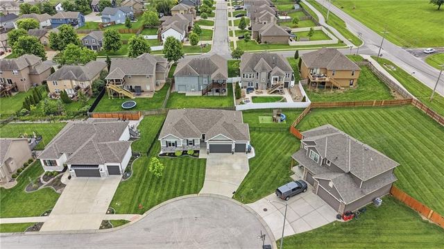 1313 NW Brentwood Drive, Grain Valley, MO 64029