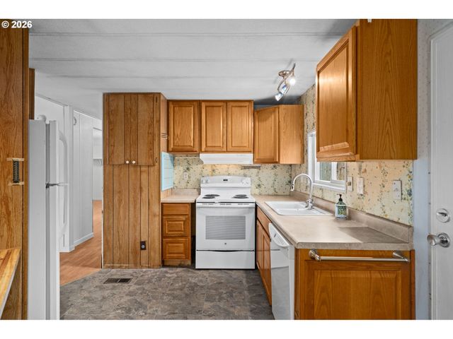 9175 Sw LINK Dr, Cornelius, OR 97113