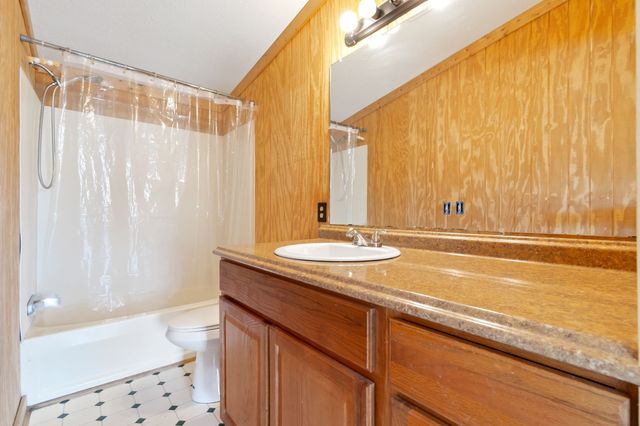 6602 High Meadow Ct, Nunnelly, TN 37137