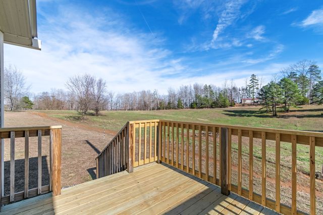 6602 High Meadow Ct, Nunnelly, TN 37137