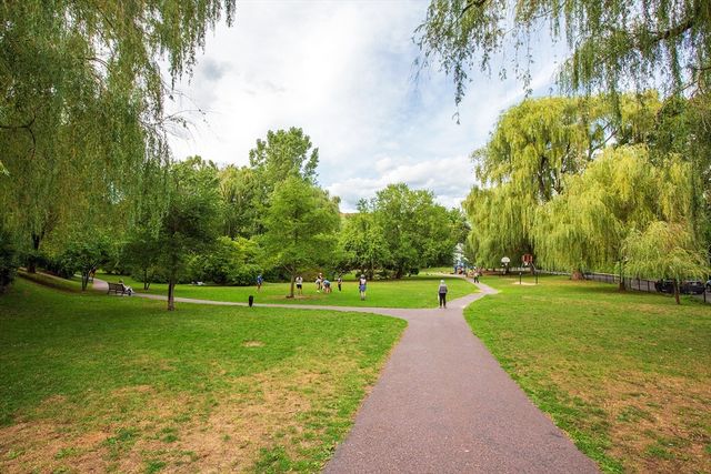 41 Park 404, Brookline, MA 02446