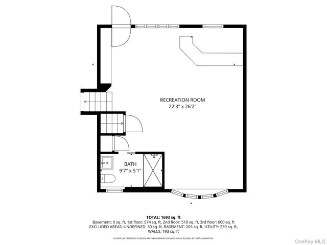 50 Independence Avenue, Babylon, NY 11702