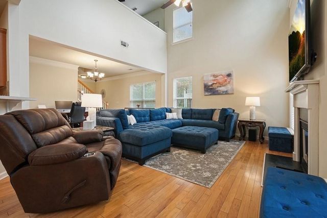 454 Mountain View Lane, Woodstock, GA 30188