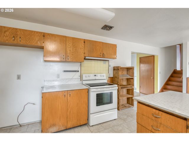 16315 Ne Holladay St, Portland, OR 97230