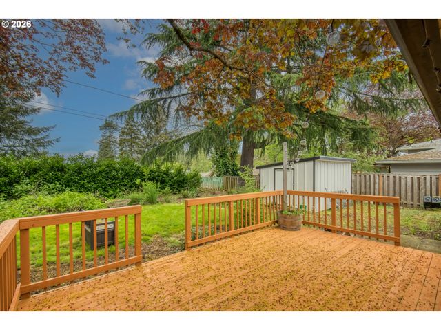 16315 Ne Holladay St, Portland, OR 97230