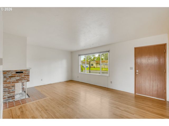 16315 Ne Holladay St, Portland, OR 97230