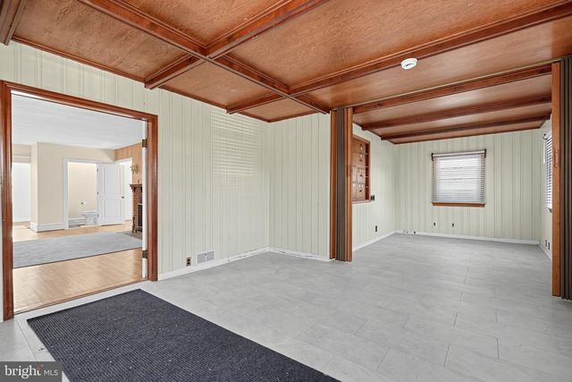 222 N BERLIN RD, Lindenwold, NJ 08021