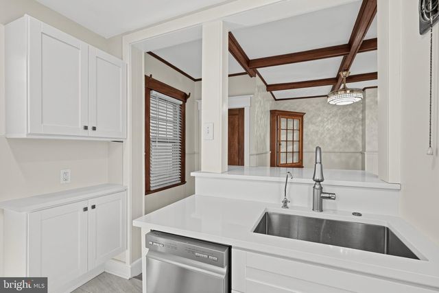 222 N BERLIN RD, Lindenwold, NJ 08021
