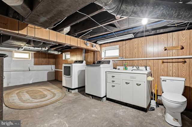 222 N BERLIN RD, Lindenwold, NJ 08021