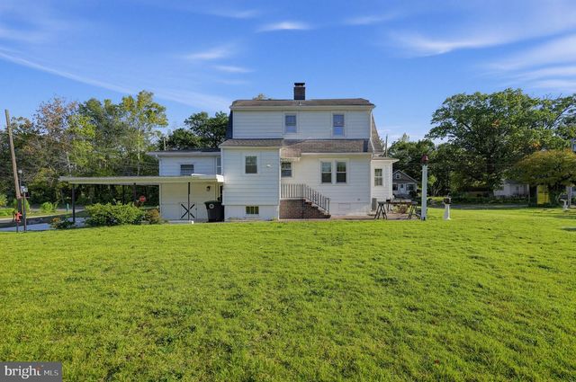 222 N BERLIN RD, Lindenwold, NJ 08021