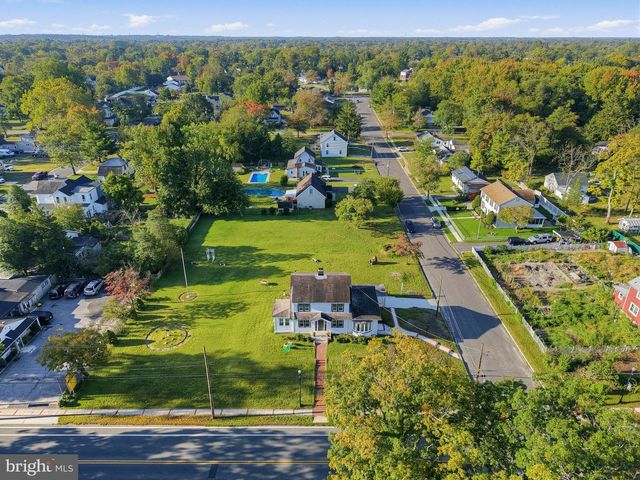 222 N BERLIN RD, Lindenwold, NJ 08021