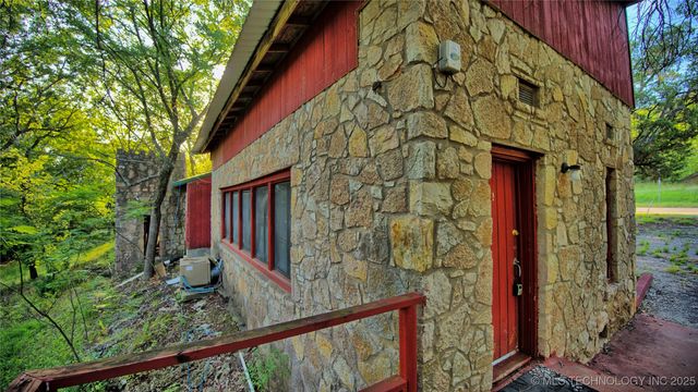 5144 Us-77, Davis, OK 73030